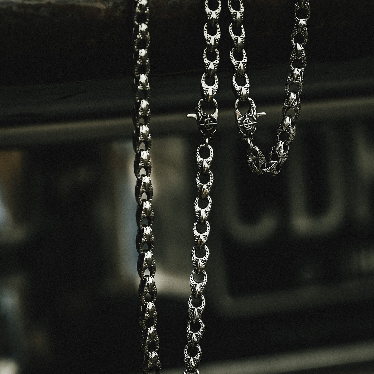 Telos Choker